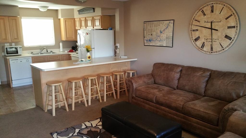 Page Lake Powell Nightly Rental Bilik gambar